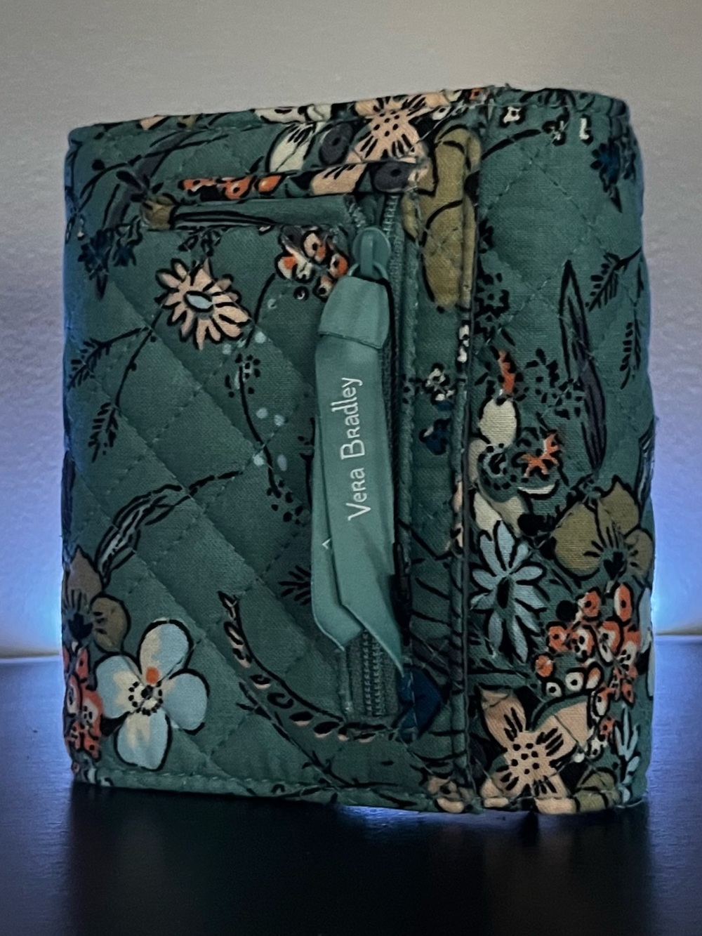 Oversized Hobo Shoulder bag + wallet - Sunlit Garden Sage by Vera Bradley - Picture 7 of 12